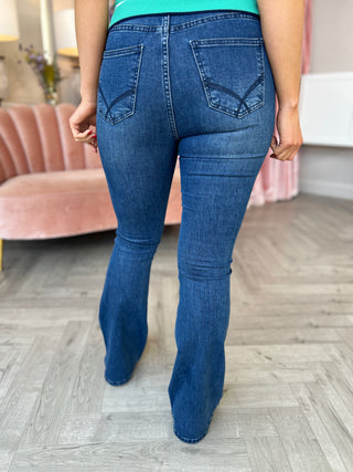 Fiona Flare Jean (Short)