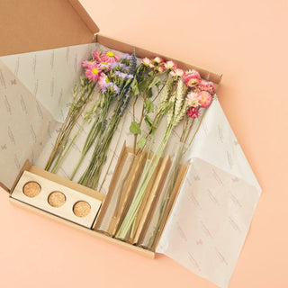 Dried Flowers With Vases Gift Box