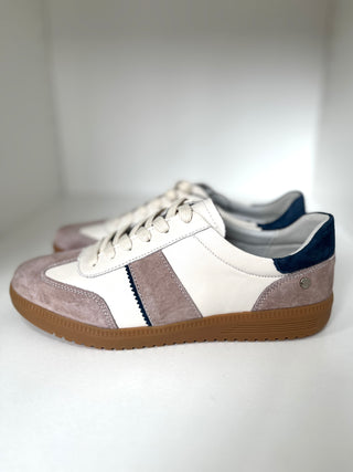 Melfi Trainer Cream/Navy